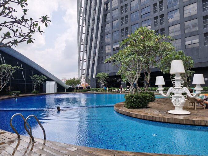 Swimming pool of apartment for sale in mont kiara